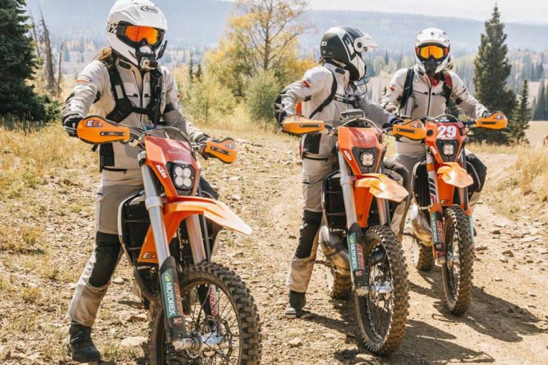 REV'IT! Women's Team